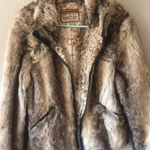 COPY - Faux Fur jacket! Size L. Worn once!!
